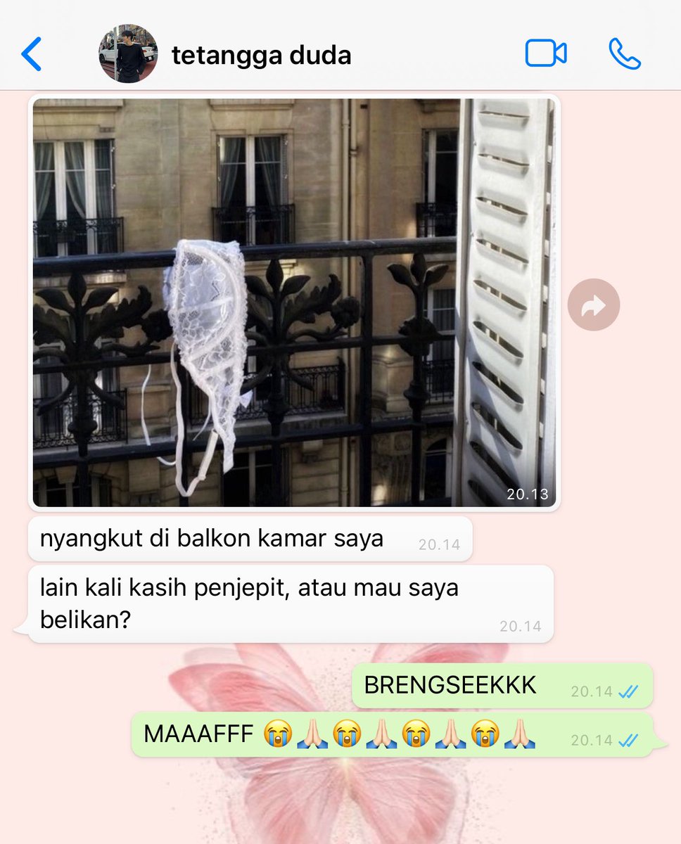 nyangkut

jaehyun few tweets au
frownyswan