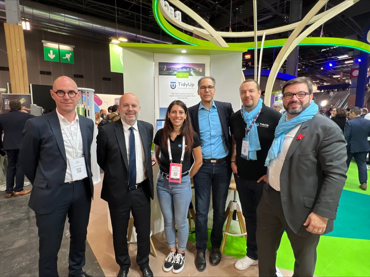 TidyUp Technologies (@tidyup_tech) on Twitter photo Viva Technology 2024 💫
Heureux d’accueillir <a href="/philippepradal/">Pradal Philippe</a> , Assemblée nationale <a href="/VilledeNice/">Ville de Nice</a> avec Hervé Laubertie 🙏🏻
Pour parler #IA au service des organisations/territoires et levier d’attractivité. Viva Technology 2024 💫
Heureux d’accueillir <a href="/philippepradal/">Pradal Philippe</a> , Assemblée nationale <a href="/VilledeNice/">Ville de Nice</a> avec Hervé Laubertie 🙏🏻
Pour parler #IA au service des organisations/territoires et levier d’attractivité.