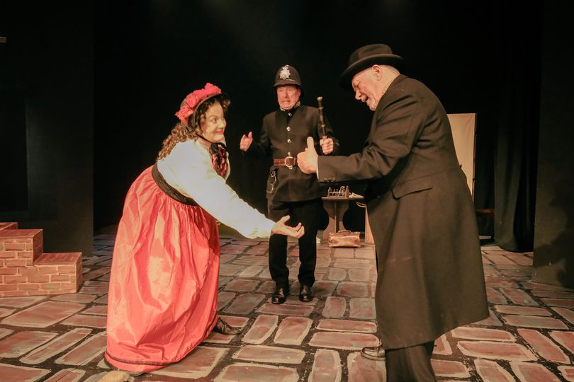 CXWallingford (@cxwallingford) on Twitter photo Catch The Invisible Man while you can! Just three more evening performances at the Corn Exchange (19.30), plus a matinee on Saturday 25th at 14.30. Tickets from cornexchange.org.uk.
Photo courtesy of Gareth Clark Photography <a href="/garethclark_p/">garethclark_photography</a> Catch The Invisible Man while you can! Just three more evening performances at the Corn Exchange (19.30), plus a matinee on Saturday 25th at 14.30. Tickets from cornexchange.org.uk.
Photo courtesy of Gareth Clark Photography <a href="/garethclark_p/">garethclark_photography</a>