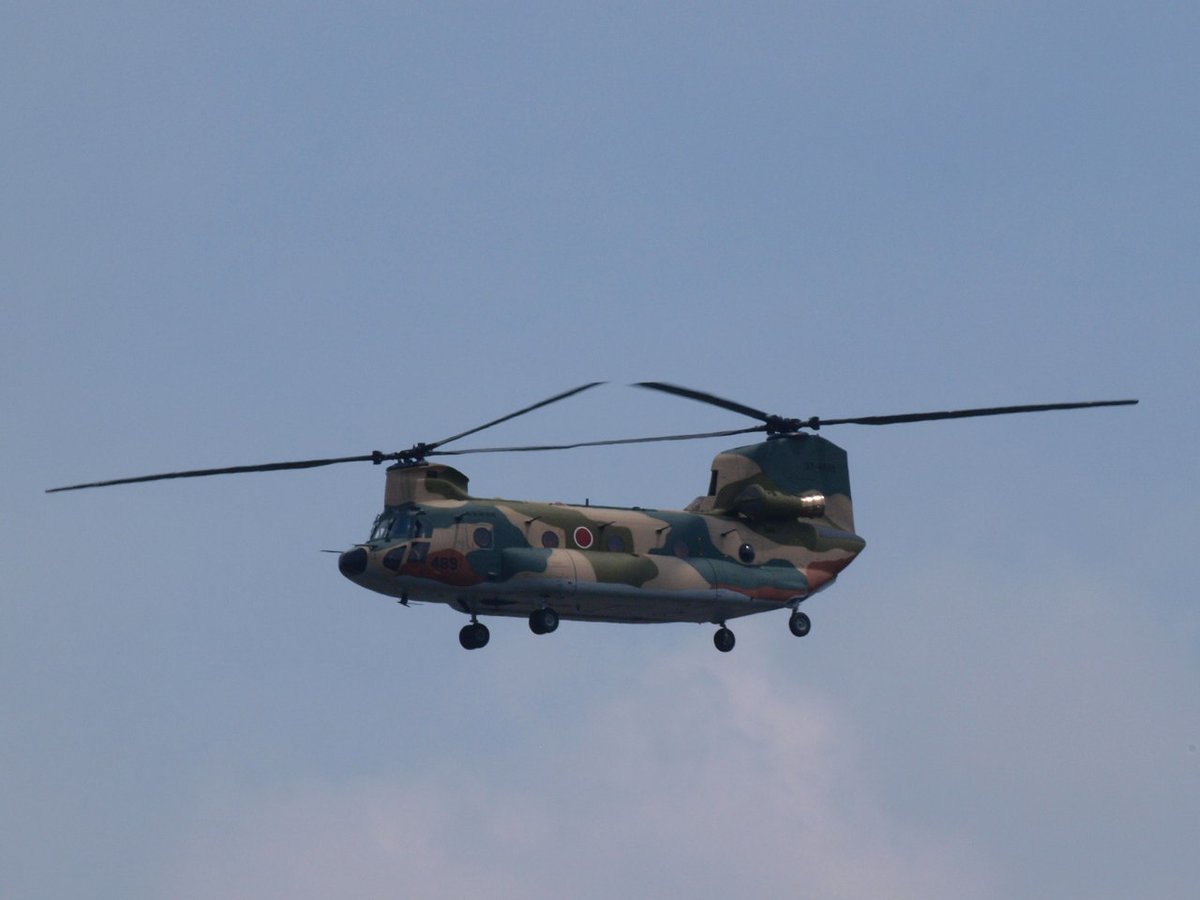 hourounotabibit's tweet photo. 2024.5.22 岐阜基地 午前中
CH-47J 37-4489 (那覇基地 ヘリコプター空輸隊) 川崎重工IRANテスト飛行
使用機材 OLYMPUS E-520 + ZUIKO DIGITAL ED 70-300mm F4.0-5.6
#飛行機好きな人と繋がりたい
#写真好きな人と繋がりたい
#岐阜基地
#那覇基地
#CH47J
#OLYMPUS
#E520 https://t.co/db9thuWsKi