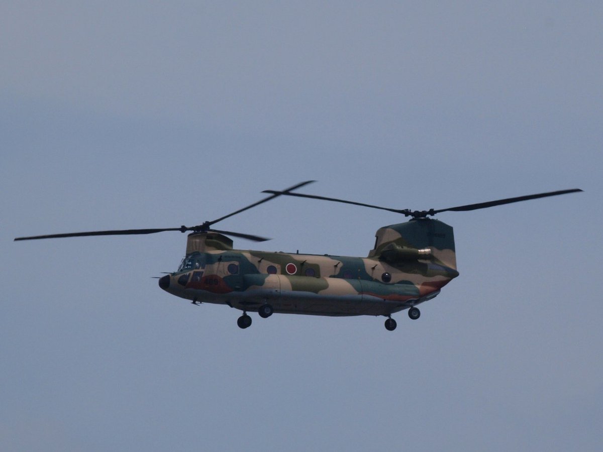 hourounotabibit's tweet photo. 2024.5.22 岐阜基地 午前中
CH-47J 37-4489 (那覇基地 ヘリコプター空輸隊) 川崎重工IRANテスト飛行
使用機材 OLYMPUS E-520 + ZUIKO DIGITAL ED 70-300mm F4.0-5.6
#飛行機好きな人と繋がりたい
#写真好きな人と繋がりたい
#岐阜基地
#那覇基地
#CH47J
#OLYMPUS
#E520 https://t.co/db9thuWsKi