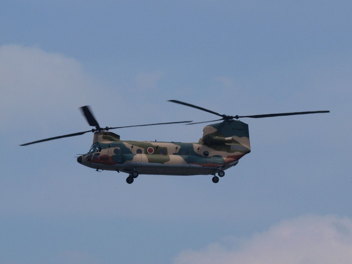 hourounotabibit's tweet photo. 2024.5.22 岐阜基地 午前中
CH-47J 37-4489 (那覇基地 ヘリコプター空輸隊) 川崎重工IRANテスト飛行
使用機材 OLYMPUS E-520 + ZUIKO DIGITAL ED 70-300mm F4.0-5.6
#飛行機好きな人と繋がりたい
#写真好きな人と繋がりたい
#岐阜基地
#那覇基地
#CH47J
#OLYMPUS
#E520 https://t.co/db9thuWsKi