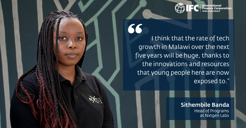 IFC_org's tweet photo. Meet Wangiwe, Bright, Kelvin, Daniel, and Sithembile—five young innovators driving #Malawi’s digital transformation. From empowering Malawians to launching businesses to providing coding training, they are paving the way for a brighter future. 

@mzehub @nxtgenlabs_mw @mHubMW