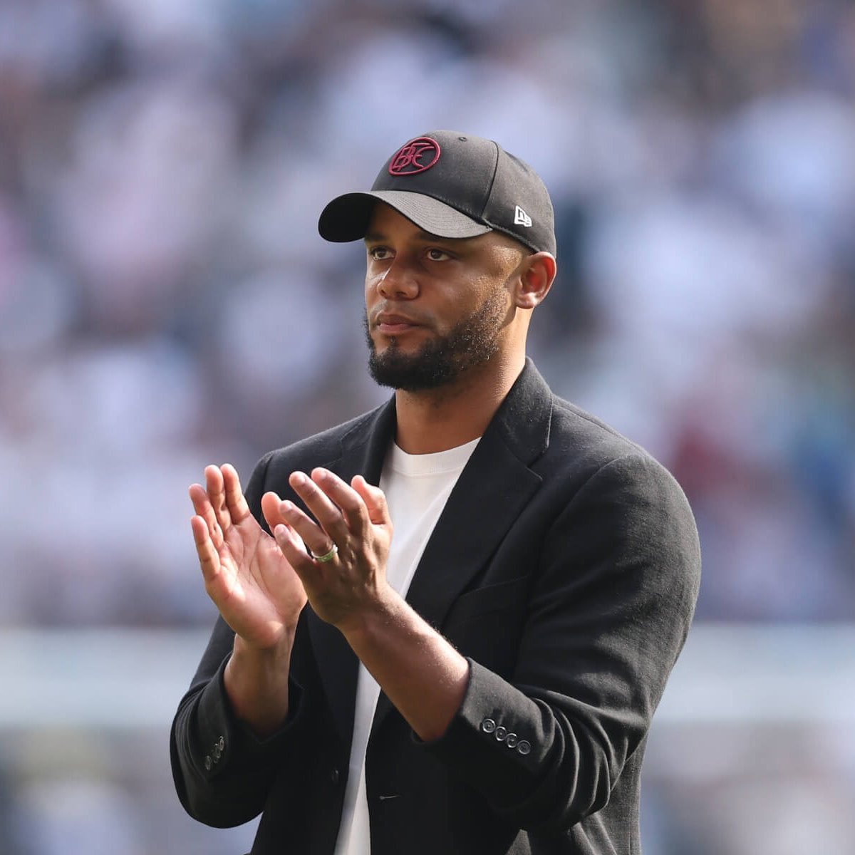 RisingStarXI's tweet image. 𝐓𝐡𝐞 𝐍𝐞𝐱𝐭 𝟑 𝐧𝐞𝐰 𝐘𝐨𝐮𝐧𝐠 𝐌𝐚𝐧𝐚𝐠𝐞𝐫 𝐭𝐫𝐚𝐧𝐬𝐟𝐞𝐫𝐬 𝐢𝐧 𝐰𝐨𝐫𝐥𝐝 𝐟𝐨𝐨𝐭𝐛𝐚𝐥𝐥  💼🧠🌎

🇮🇹 Francesco Farioli (35y) 🔜 Ajax 🇳🇱

🇧🇪 Vincent Kompany (38y) 🔜 Bayern Munich 🇩🇪

🇮🇹 Thiago Motta (41y) 🔜 Juventus FC 🇮🇹

Who will be more successful ⁉️ ✍️