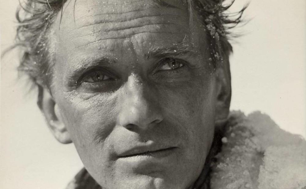 Cik daudz cilvēku neuzzinās, ka vispār bija tāds Gunārs un Kubilis. Un Lorka, un… Grīva. Pirms 20 gadiem.  Gunārs [Cilinskis] gribēja dzīvot ilgi un eleganti un klausīties Dalilā. 

Lilija Dzene 1995. gadā apgadsmansards.lv/lv/book/621/iz…