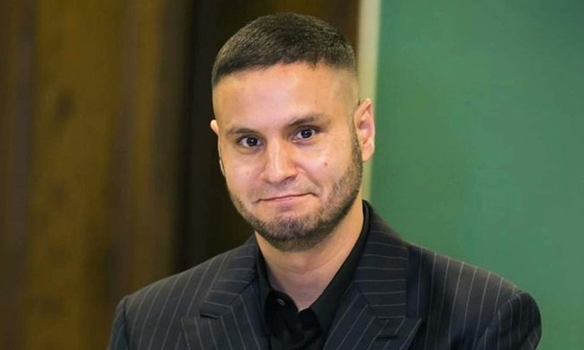 দুই স্ত্রীসহ আদম তমিজীর বিরুদ্ধে গ্রেপ্তারি পরোয়ানা