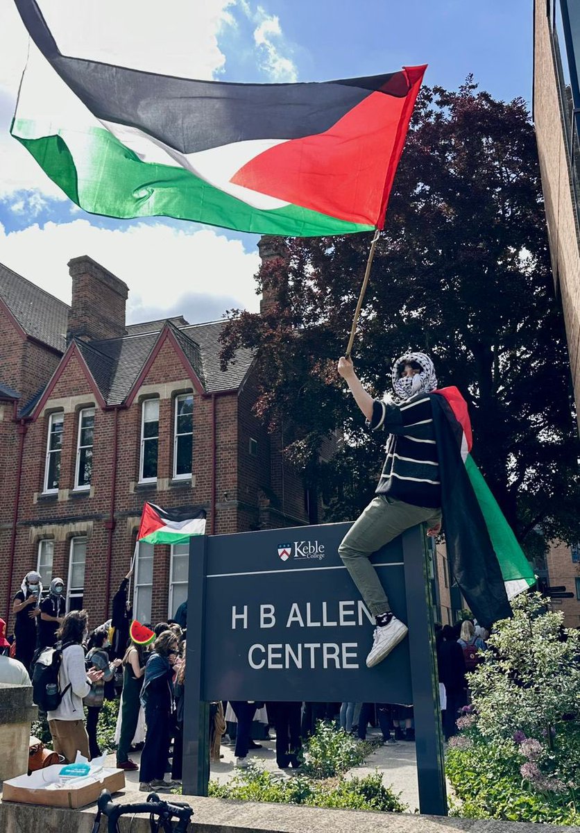 We’re in solidarity with Oxford students as they demand the University of Oxford drop charges against students peacefully protesting its complicity in the genocide of Palestinians in Gaza, and as they continue to demand divestment.