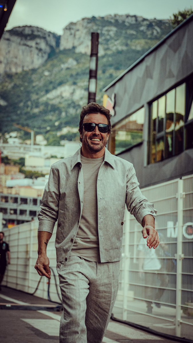 Arriving in style with a smile. 😎 #MonacoGP