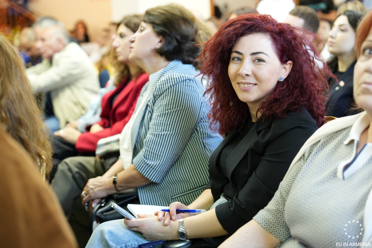 EU_Armenia's tweet photo. Europe Day 2024 celebrations in Syunik kick-started on 23 May with a discussion led by EU Ambassador Vassilis Maragos and Governor of Syunik Robert Ghukasyan on progress of Resilient Syunik Team Europe Initiative 
1/2 https://t.co/YIfRMRemTo