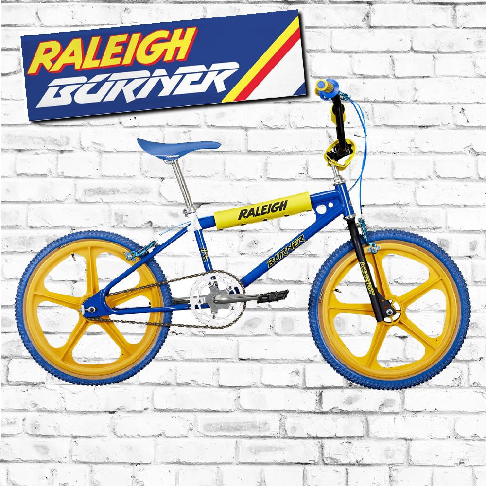 A thing of beauty ....... Raleigh Burner - 40th Anniversary 2022 Edition * Anyone fancy it for a new competition prize for @MS_Competitions ?? 👀Drop a gif below