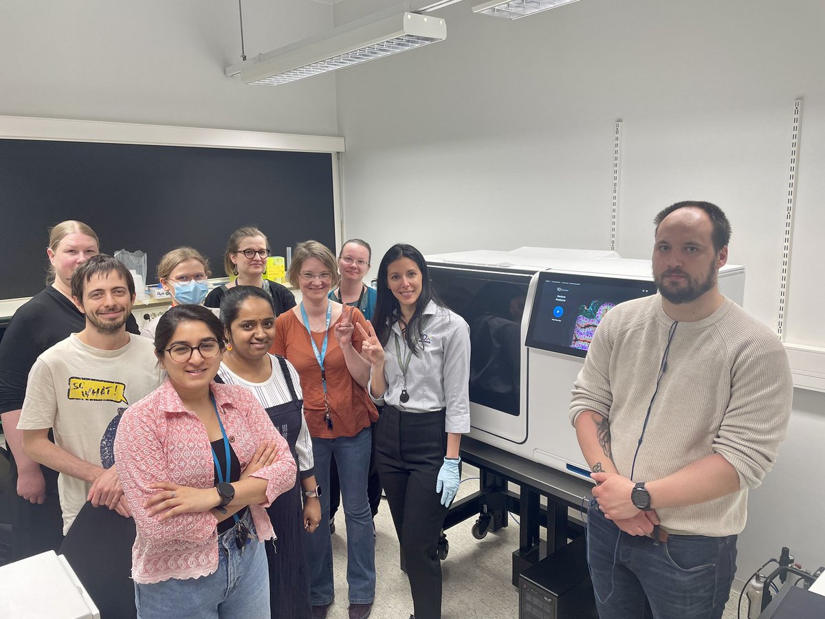 KaikkonenLab's tweet photo. The new 10x Genomics #Xenium has arrived @UniEastFinland ! We had an insightful demo on its use and are excited about the cutting-edge spatial transcriptomics research possibilities it opens up. @AIV_Institute #10XGenomics #SpatialTranscriptomics #Research https://t.co/PIGxOthE6D