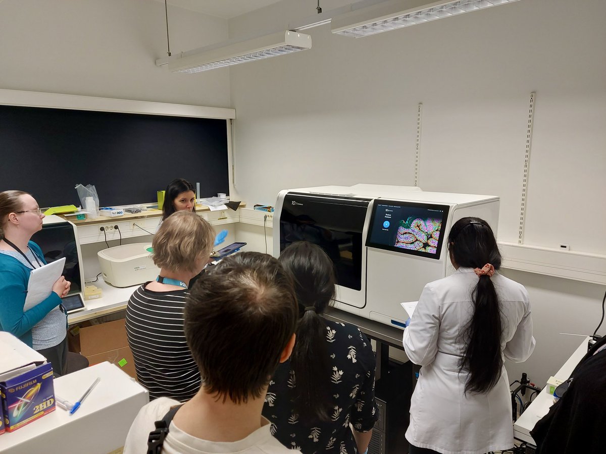 Kaikkonen Lab (@kaikkonenlab) on Twitter photo The new 10x Genomics #Xenium has arrived <a href="/UniEastFinland/">University of Eastern Finland</a> ! We had an insightful demo on its use and are excited about the cutting-edge spatial transcriptomics research possibilities it opens up. <a href="/AIV_Institute/">A.I. Virtanen Institute</a> #10XGenomics #SpatialTranscriptomics #Research The new 10x Genomics #Xenium has arrived <a href="/UniEastFinland/">University of Eastern Finland</a> ! We had an insightful demo on its use and are excited about the cutting-edge spatial transcriptomics research possibilities it opens up. <a href="/AIV_Institute/">A.I. Virtanen Institute</a> #10XGenomics #SpatialTranscriptomics #Research