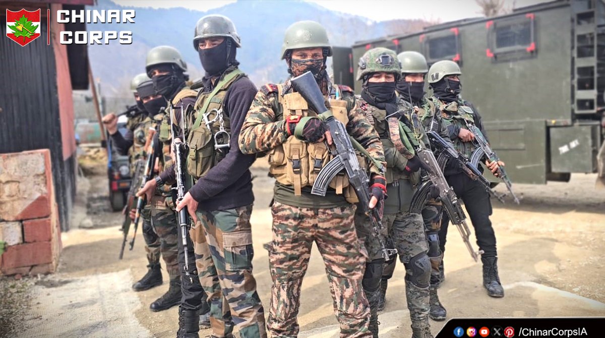 ChinarcorpsIA's tweet photo. "Steel in our resolve ~ Courage in our hearts" 

#IndianArmy stands firm for the nation.

#ChinarWarriors 
#Kashmir
@adgpi
@NorthernComd_IA