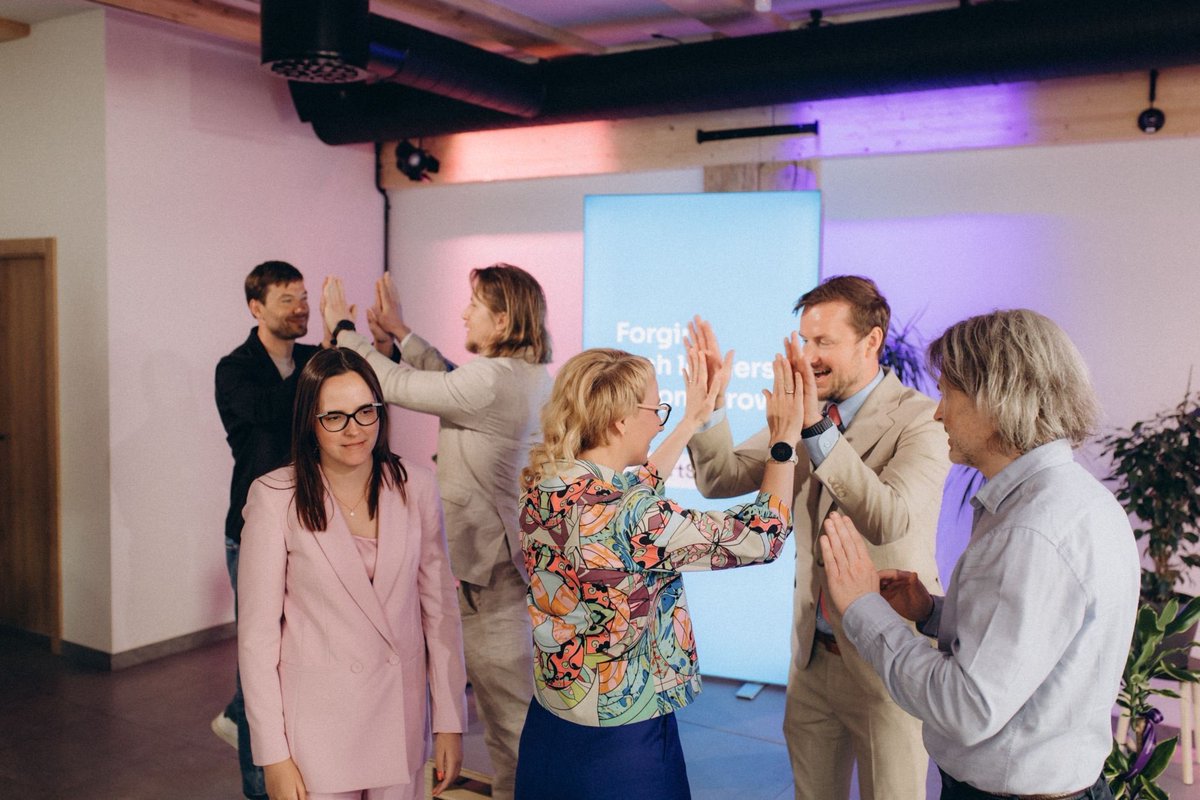 Armands Broks (@broks) on Twitter photo Yesterday, we oficially opened <a href="/StartSchoolRiga/">Start School</a>!🚀 Unique opportunity to complete educational program powered by <a href="/QwasarSV/">Qwasar Silicon Valley</a>, the leading software engineering school in Silicon Valley for FREE❗️and become fully-fledged tech founder within a year instead of studying 4 years and only Yesterday, we oficially opened <a href="/StartSchoolRiga/">Start School</a>!🚀 Unique opportunity to complete educational program powered by <a href="/QwasarSV/">Qwasar Silicon Valley</a>, the leading software engineering school in Silicon Valley for FREE❗️and become fully-fledged tech founder within a year instead of studying 4 years and only