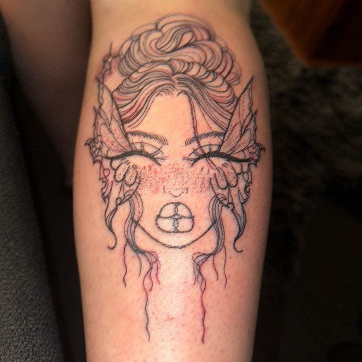 ExclusiveEmx's tweet photo. New gal - I fuckin love her https://t.co/UJKOUdbtcV
