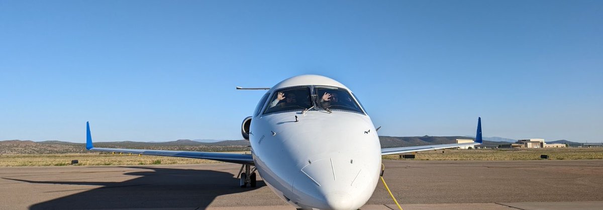 UnitedSAF1's tweet photo. Our final Commutair flight to Denver, we became great friends with our crew and will miss them greatly! On to bigger planes and more flights per day! ⁦@mikem1181⁩ ⁦@DaveMichMiller⁩ @Westcoastmike1⁩ ⁦@FlyCommuteAir⁩ ⁦@SkyWestAirlines⁩ https://t.co/zafX0tBvfM