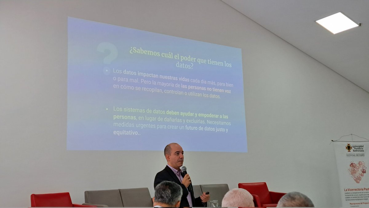 "¿Sabemos cual es el poder que tienen los datos?" <a href="/FRodriguezGal/">Fredy Rodríguez</a> de <a href="/Data4SDGs/">Global Partnership</a> en la <a href="/upbcolombia/">UPB</a> en el evento "Diálogos de Gerencia social y consciente con un enfoque territorial".
#datosabiertos #gobiernoabierto