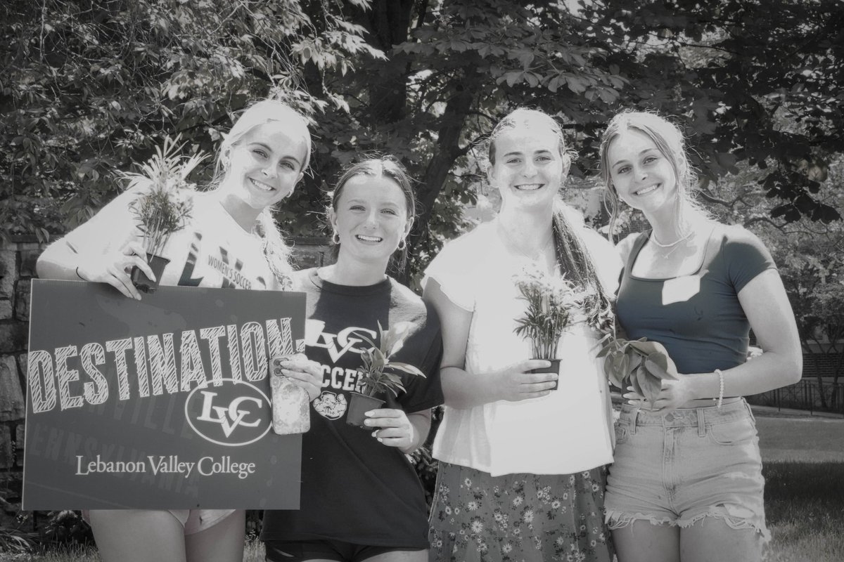 LVC's tweet image. We enjoyed welcoming our future Dutchmen to campus for New Student Advising Days over the past two weeks! We can't wait to watch them (and their new plant friends) grow! #GoLVC #lvc2028