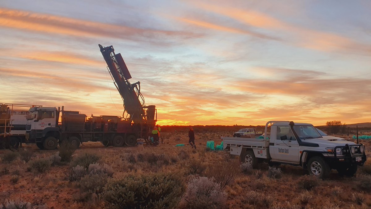bartongoldBGD's tweet photo. @bartongoldBGD's ~7,000m drill program to test new structural #targets in the #high #grade historical #Tarcoola #Goldfield is tearing ahead, with around ~2,000m drilling already completed!

#gold #investment in #SouthAustralia #ASX: $BGD #OTCQB: $BGDFF #FRA: $BGD3 #BGD https://t.co/VMTI7Ijonp