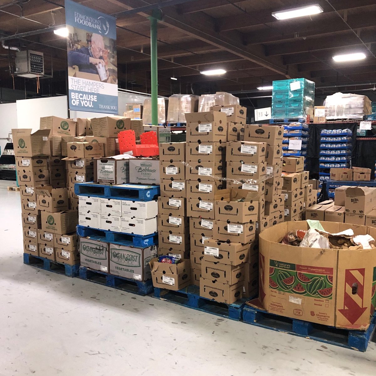 We use CHEP pallets on a daily basis. Pallets are an absolute necessity to keep everything moving smoothly while feeding our community. Our friends at @CHEPna provide pallets to us which reduces our expenses. Thank YOU for helping us do our work. #yeg #edmonton #yegfoodbank