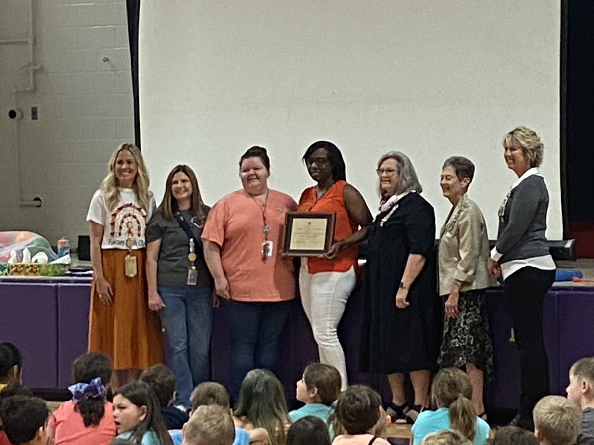 The students and staff at Coopertown Elementary School were recognized by the Charlotte Reeves Robertson Chapter of the Daughters of the American Revolution for their excellence in display of citizenship.
Congratulations!
#WeAreRCSTN
@RobCoSchools 
@CESRobCo