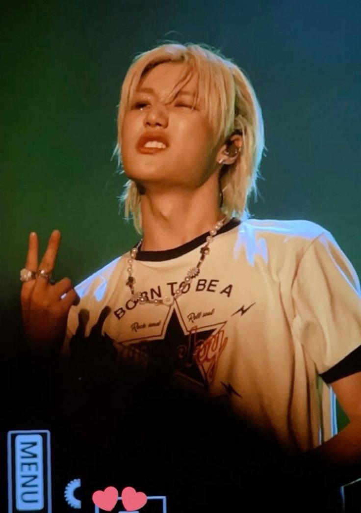 seobbygoblin's tweet photo. this genre of seob >>> https://t.co/rsg2txYrJY