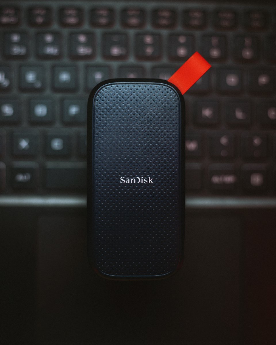 Com o SSD Portátil SanDisk, você pode armazenar seu conteúdo e memórias em uma unidade rápida que se adapta perfeitamente ao seu estilo de vida móvel. Rápido, portátil e acessível.

📷 por @creativeculturebrasil.

#AcelereOTrabalho #Fotografia #TecnologiaDePonta #SanDisk