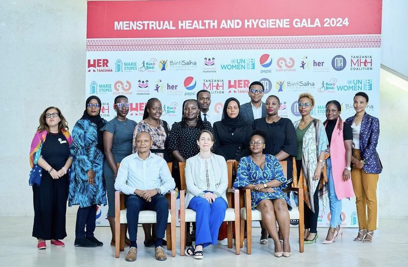 InukaFoundtn's tweet photo. Last Saturday @InukaFoundtn we had the privilege to participate in the MHHGALA 2024 organized by  @her_movement_tz with the theme of #wezeshabintikubakishuleni the aim is to support 1000 girls in rural areas accessing sanitary hygiene to help them stay in school
#InukaFoundation https://t.co/WW3WTIOBDT