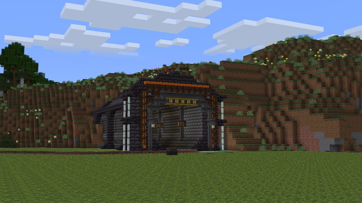 AsumaCraft's tweet photo. @_Area_minecraft 
"ありがとう！ でももっと凸凹させたらいいと思う！"
https://t.co/ohS9Lxsrc7

これでど〜〜〜〜だ！！

#マイクラ #Minecraft https://t.co/Dfl68sl5vG