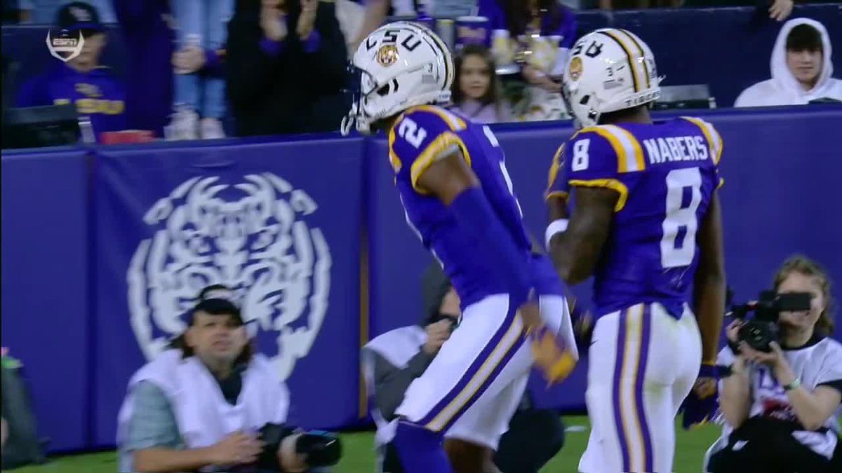 BeauxfordHall's tweet photo. Today marks 101 Days until Tiger football. Kyren Lacy caught 5 passes for 101 yards and 2 scores in a dominating win over Georgia State #GeauxTigers #BestintheBoot https://t.co/oO9Asr5tYE