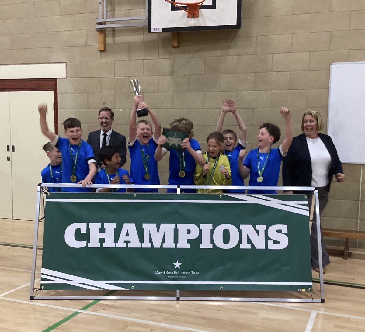 And on the football pitches… Congratulations to the Football Champions @WoldAcademy 🥇, 2nd place @QuayAcademy 🥈and 3rd @CedarRoadPri 🥉 . Well done to all, it was a brilliant day of sport, and played to a very high standard! #championsday