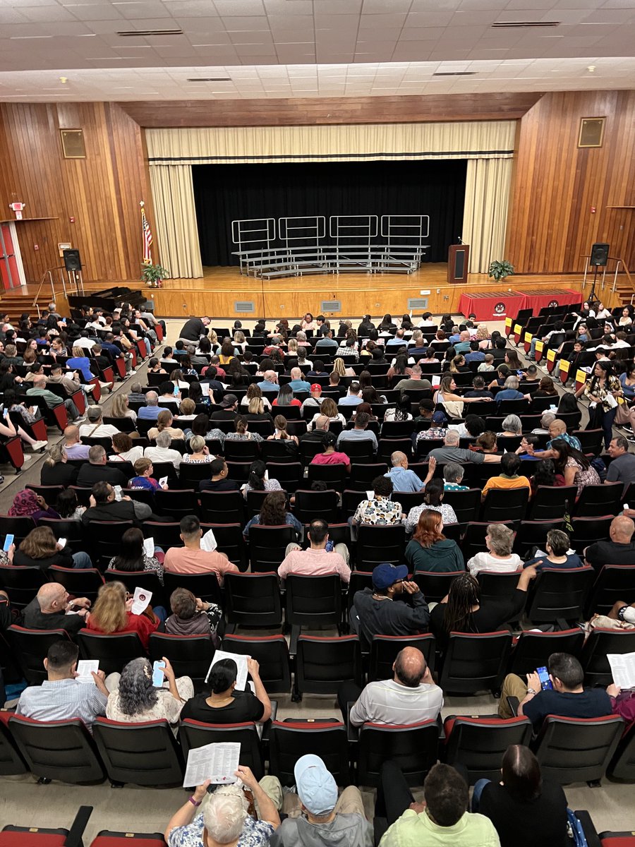 7th Grade Awards Ceremony is about to start! #bengalpride #bmspride