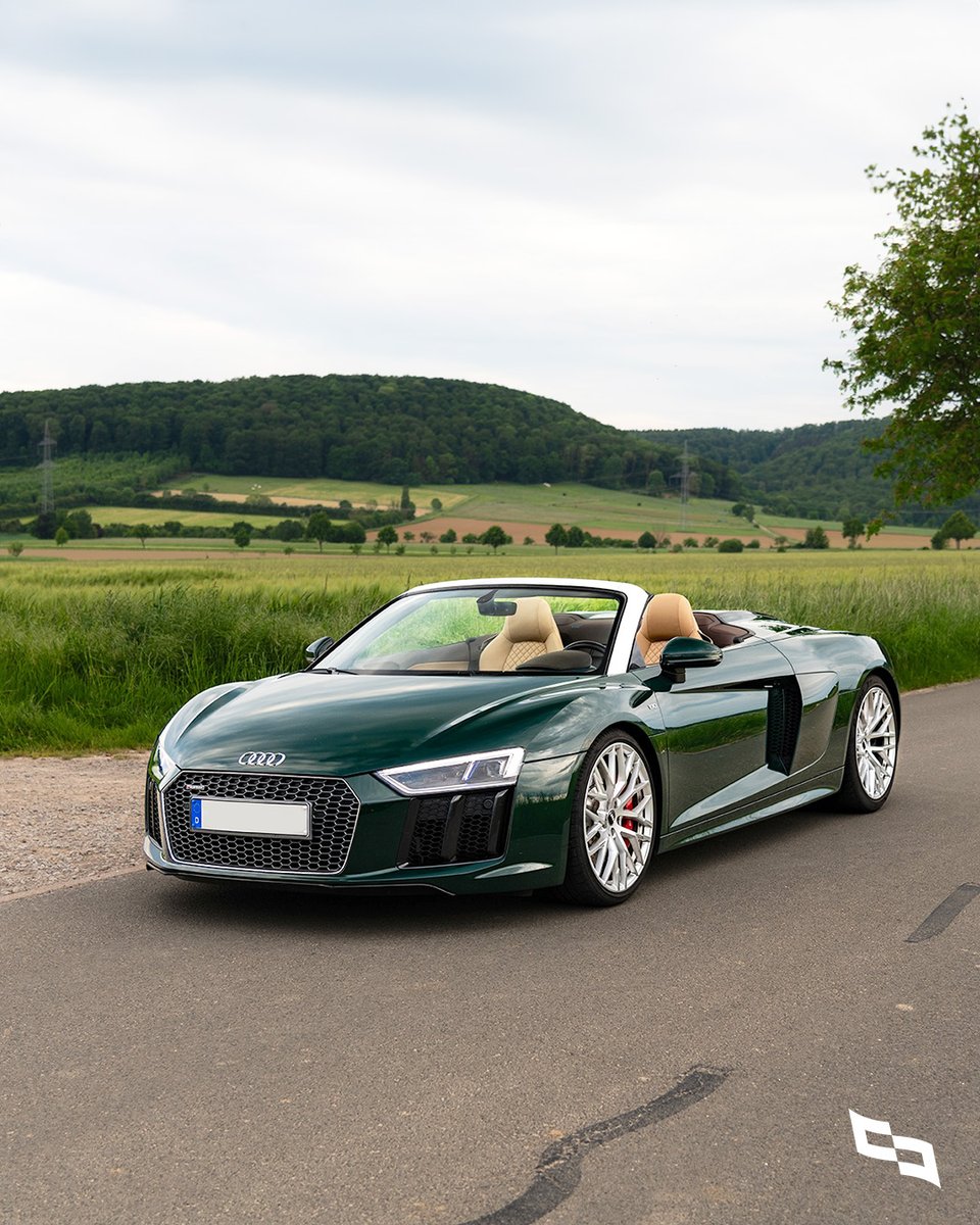 collectingcars_'s tweet photo. This Audi R8 V10 Spyder is a purposeful open-top supercar, powered by a howling V10 engine.
📍LIVE NOW - Bad Münder, Germany
https://t.co/FWF6r9ounA
#CollectingCars #Audi #R8 #V10 #GreenOverTan #MakeGreenGreatAgain https://t.co/3okx9BQhZV