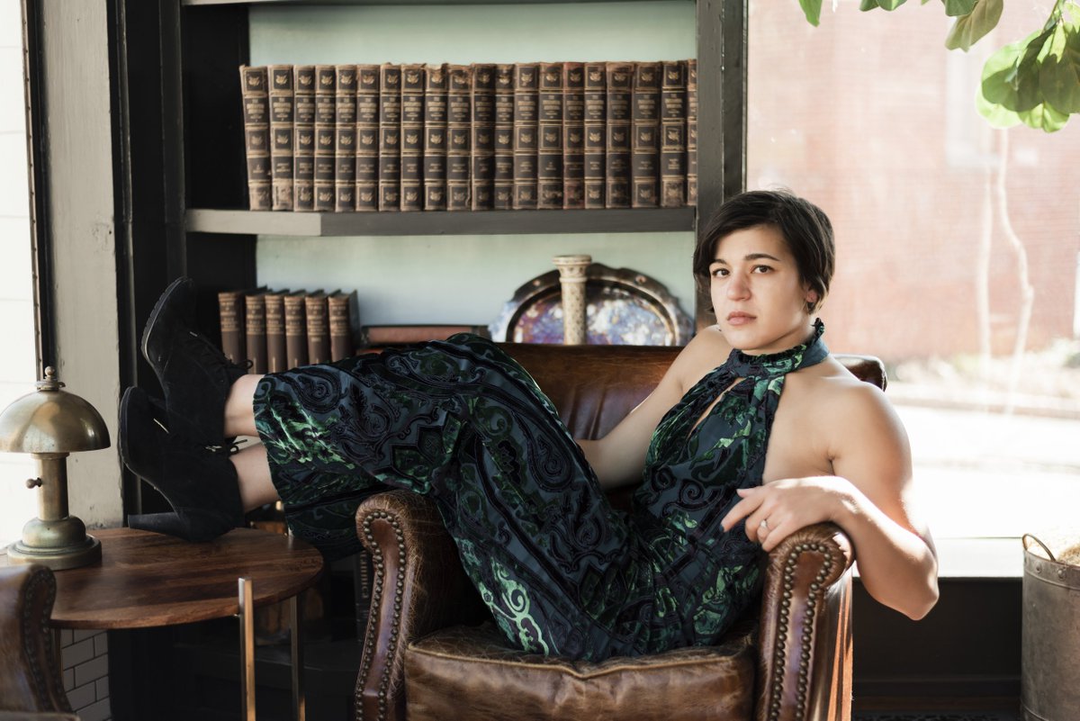 @anna_gazmarian (MFA, ’20, Nonfiction) began work on what would become her debut, Devout: A Memoir of Doubt (@simonschuster, 2024), while she was a nonfiction student in the @BennMFA_Writing. ow.ly/jbHO50RP1V5