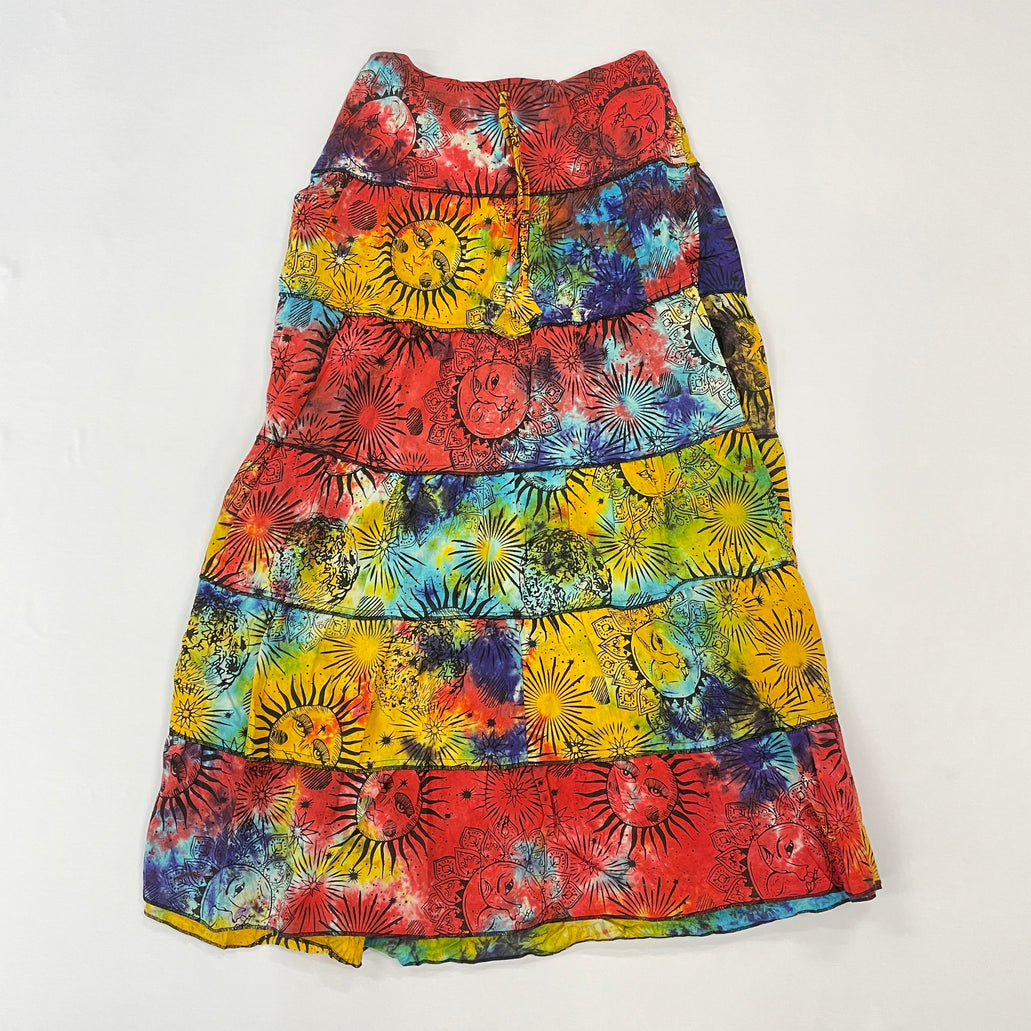 LongHaired_One's tweet photo. https://t.co/aJXvcPDwUG

Direct discount link for code ALIBI ⤴️

Sun &amp; Moon Printed Skirt 🌞✨️🌛

#SmokinJs #Skirt #MoonAndSun #Printed #Summer #Lifestyle #Sun
#EverythingForYourSmokinLifestyle 😶‍🌫️ https://t.co/CdvHhN9L7u