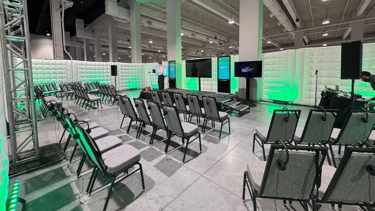 Event Tech Live - Las Vegas, we miss you already! In our latest blog, Evolution Dome's director Ash Austin, and US sales manager Brandon Hyman, reflect on the show and share their thoughts. Read the blog here - evolutiondome.com/event-tech-liv… #EventTechLive2024 #ETLVegas #EventProfs
