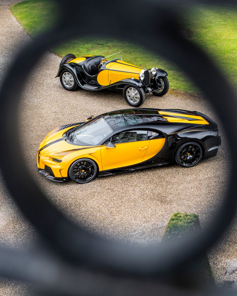 Bugatti's tweet photo. A century ago, Jean Bugatti’s pioneering vision changed the automotive landscape forever. Testament to this incredible legacy is the bespokeCHIRON Super Sport ‘55 1 of 1’. Beautifully designed, it embodies the creative form of Jean’s Type 55 masterpiece.

#BUGATTI #Type55 #BUGATTISurMesure #CHIRONSuperSport
–
WLTP: https://t.co/q4VWMC2rVI