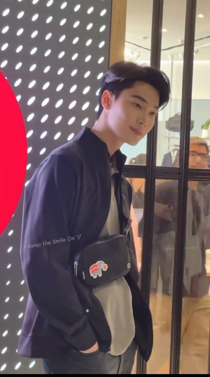 flowrenns's tweet image. Dew&apos;s event todayy (⁠*⁠＾⁠3⁠＾⁠)⁠/⁠～⁠♡

#dew_jsu
#GetIntoItxDew
#GetIntoIt