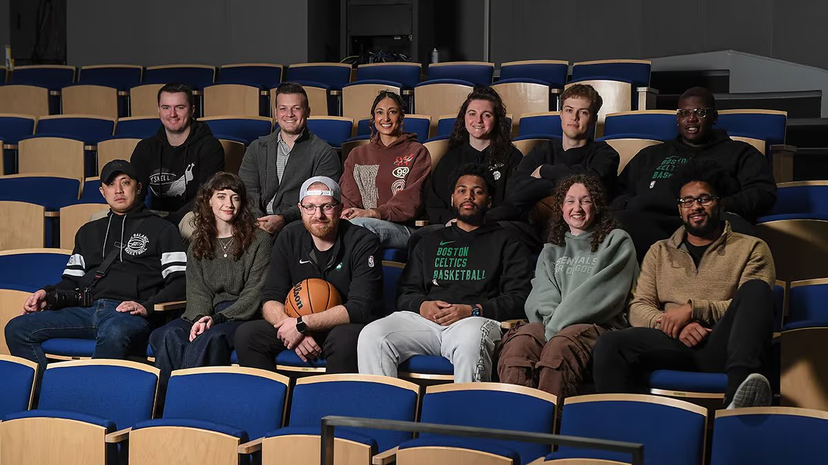 ThatOneBosFan's tweet photo. SAY THEIR NAMES!!!

Celtics creative media team: (aka the GOATS)

Jacky Arndt 
Matt Carney 
Sam Crocker 
Gage Duchon
Bred Hampton 
John Picard 
Katie Silver 
Jeremiah Wilson 
Jack Wu 
Kate Von Iderstine https://t.co/cPTtXU37vd