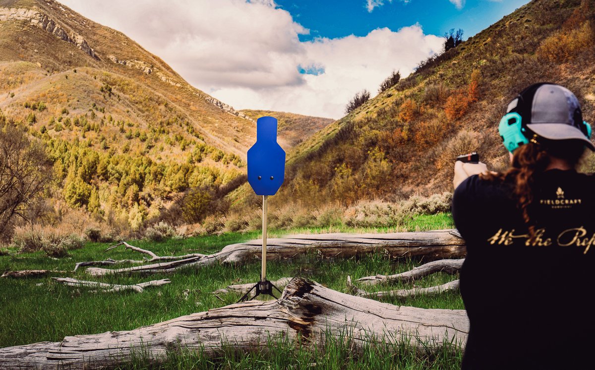 Discover the versatility of the PT Ranger steel target! Ultra-portable with a tool-less design, this target features a 15-degree angle to control bullet splatter and a wide base for high impact absorption. Upgradeable, it's perfect for any shooter looking to expand their skills.