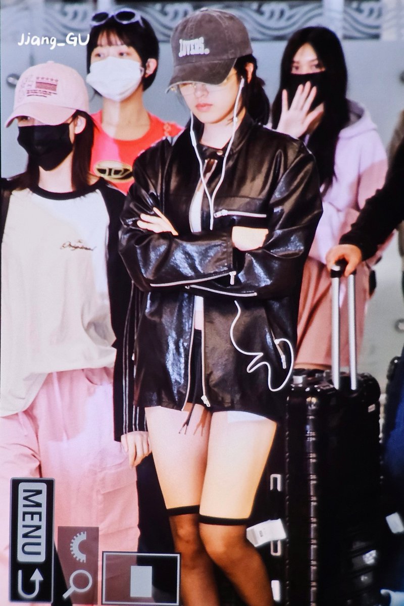 JjangGU tweet media