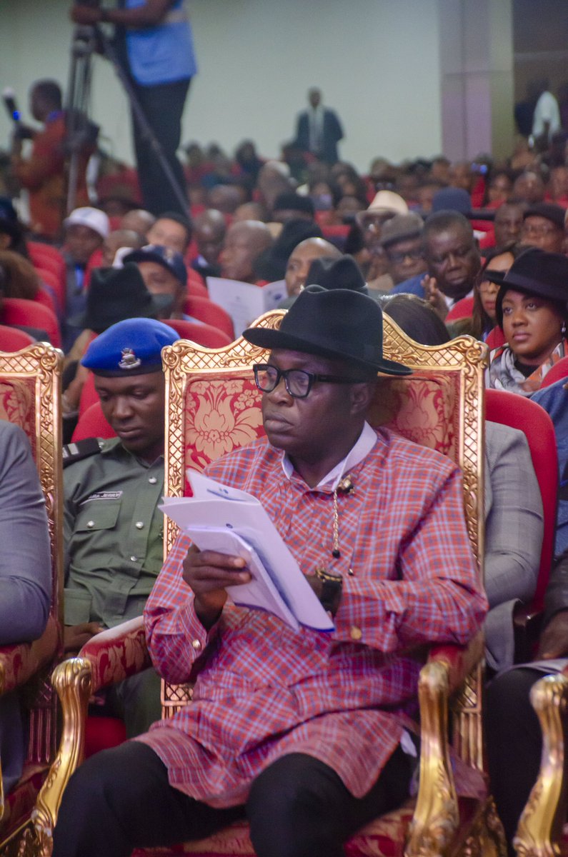 NimibofaAyawei's tweet photo. Yesterday, I had the honor of representing His Excellency, Senator Douye Diri, the Governor of Bayelsa State, at the Rivers State Economic and Investment Summit held at the Obi Wali Cultural Center in Port Harcourt. The summit highlighted the crucial role Rivers State plays in the nation's economy. In my address, I emphasized the importance of fostering close ties between Bayelsa and Rivers States, which would significantly boost the economic fortunes of both states. I noted that our shared history and bond are stronger than any political disagreement or conflict, and that our relationship remains unbroken since time immemorial. The event was indeed fruitful, and I look forward to seeing the positive outcomes of our collaboration.

~PNA