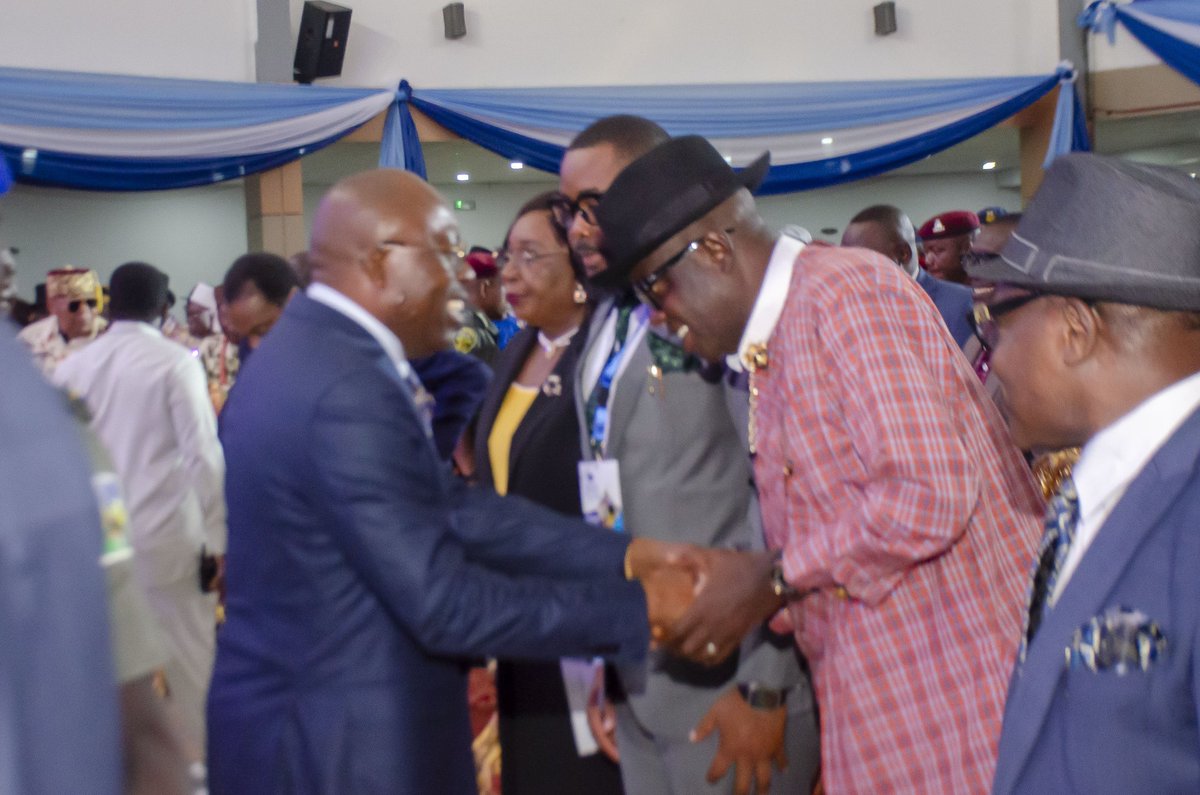 NimibofaAyawei's tweet photo. Yesterday, I had the honor of representing His Excellency, Senator Douye Diri, the Governor of Bayelsa State, at the Rivers State Economic and Investment Summit held at the Obi Wali Cultural Center in Port Harcourt. The summit highlighted the crucial role Rivers State plays in the nation's economy. In my address, I emphasized the importance of fostering close ties between Bayelsa and Rivers States, which would significantly boost the economic fortunes of both states. I noted that our shared history and bond are stronger than any political disagreement or conflict, and that our relationship remains unbroken since time immemorial. The event was indeed fruitful, and I look forward to seeing the positive outcomes of our collaboration.

~PNA