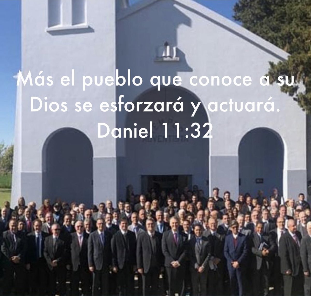 GuzmanSDaniel's tweet photo. 📖 En #Daniel11, vemos que el poder humano es corrupto, violento, envidioso y efímero; pero Dios está al control de la historia y el que le sea fiel triunfará. ¡El tiempo del fin está cerca, prepárate y vive esperando su salvación eterna! 🙏 #rpsp #Fe #Esperanza https://t.co/5uT3Hq13Zr