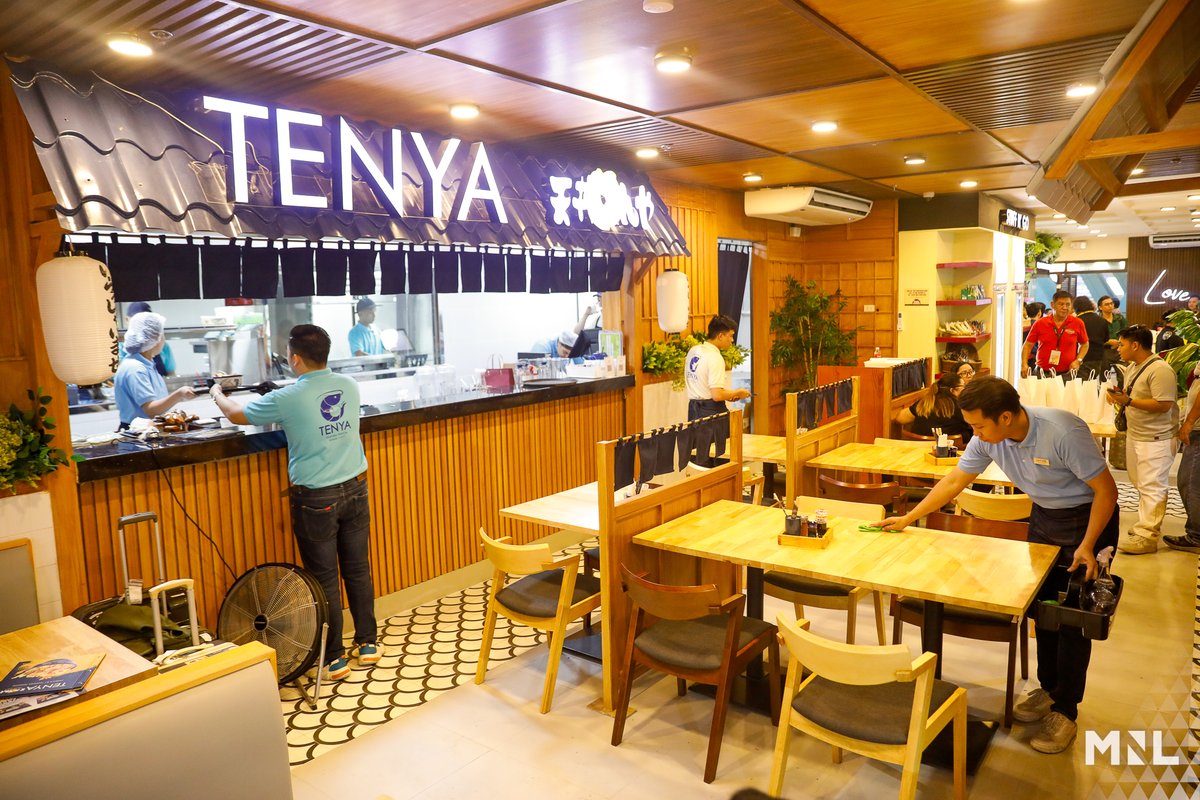 MIAAGovPH's tweet photo. RACKS and Tenya Now in NAIA Terminal 3! π«π½οΈβ¨
Whether youβre craving for classic American fare, family-style ribs, or authentic Japanese tempura, weβve got you covered! π£ππ
#RacksandTenyainNAIA3 #RacksPhl #TenyaPH #NAIATerminal3 #MIAAGovPH https://t.co/qCdPWzErvw