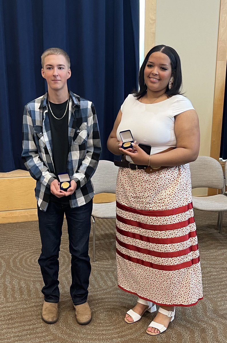 Congratulations to grade 11 students Logan Tait and Daejah Johnson who are the 2024 recipients of the Lieutenant Governor medal! This award is given to students who have a strong academic standing and contribute to school and community. We are so proud!