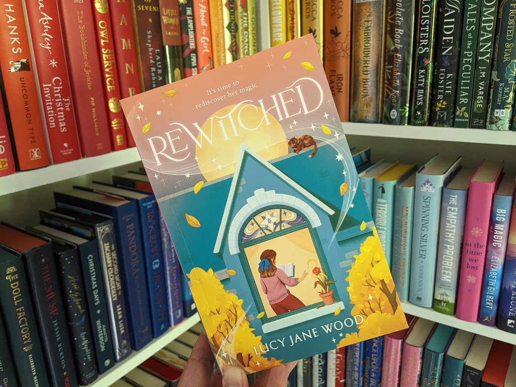 I've loved @LucyJaneWood's videos for YEARS and was thrilled when she announced she'd written a cosy, witchy novel 🪄 #Rewitched will be published by @panmacmillan on 19 September - and you'll hear lots about it from me before then! 🐈 Thanks @chlodavies97 for the early copy ✨