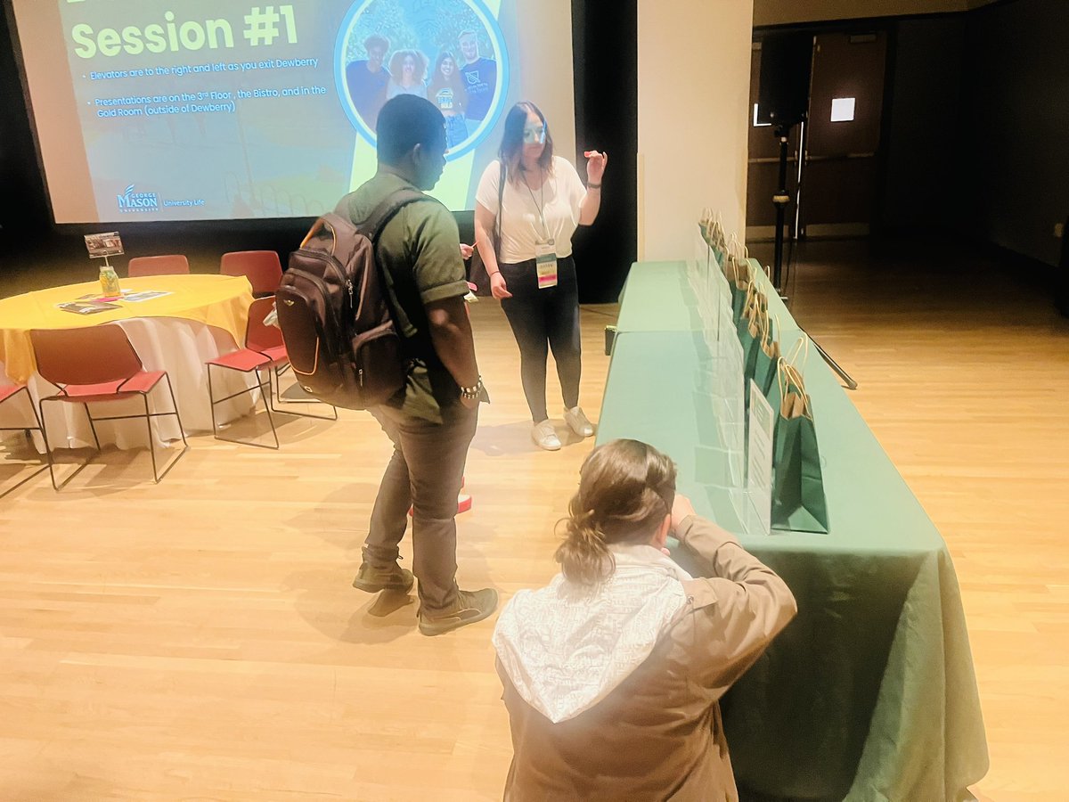DM_UrFuturePrez's tweet photo. Excited to engage my first @MasonULife UL Symposium today!
#ULSymposium @masonulife #MasonULife @GeorgeMasonU @MasonHousing #ProDevo #StudentSuccess #BestPracticesHappenHere #MasonNation 💛💚 https://t.co/YlO06DVA7T