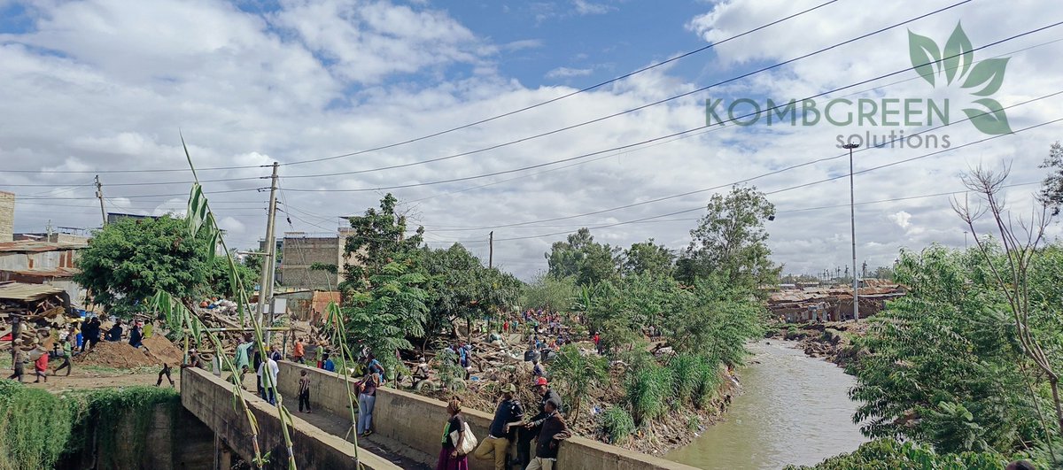 KombGreen's tweet photo. #AlongRivers
Ongoing Demolutions along Nairobi River in Korogocho Slums.. https://t.co/qFPwqjmKLV