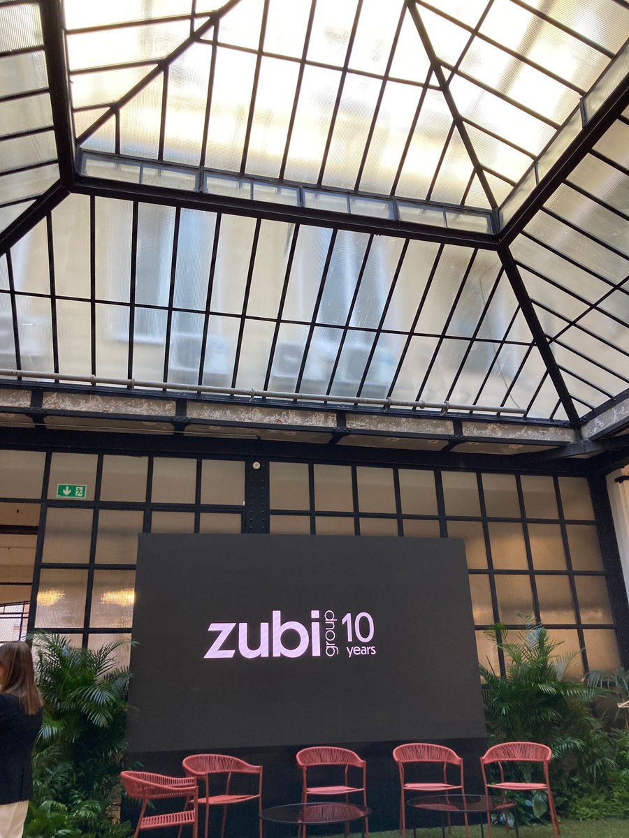 angels_capital's tweet photo. Hoy @tonivillu ha asistido al Zubi Impact Investment Day para celebrar el 10 aniversario de @ZubiCapital. Desde Angels queremos dar la enhorabuena a @ikermarcaide por contribuir a la sociedad y en especial en la ciudad de Valencia. 👏

¡Esperamos muchos más con vosotros! 🤗 https://t.co/aCHwDQoVhI